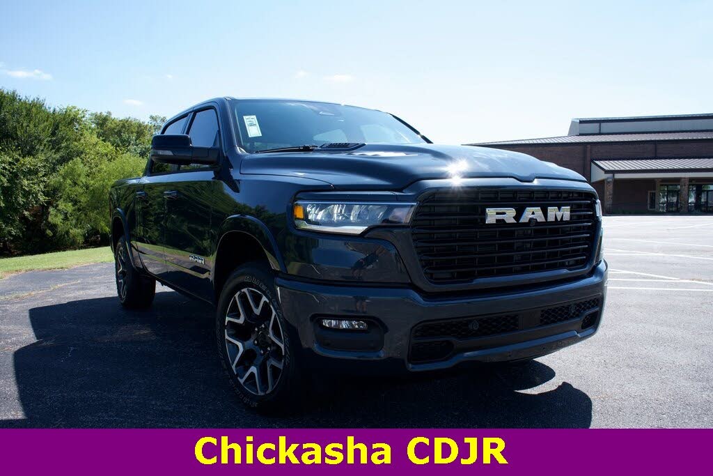 2026 RAM 1500 Laramie Crew Cab 4WD