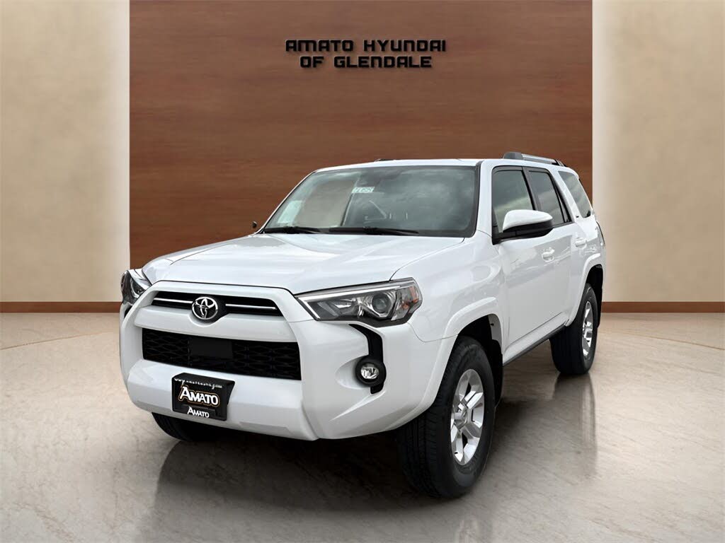 2024 Toyota 4Runner SR5 4WD