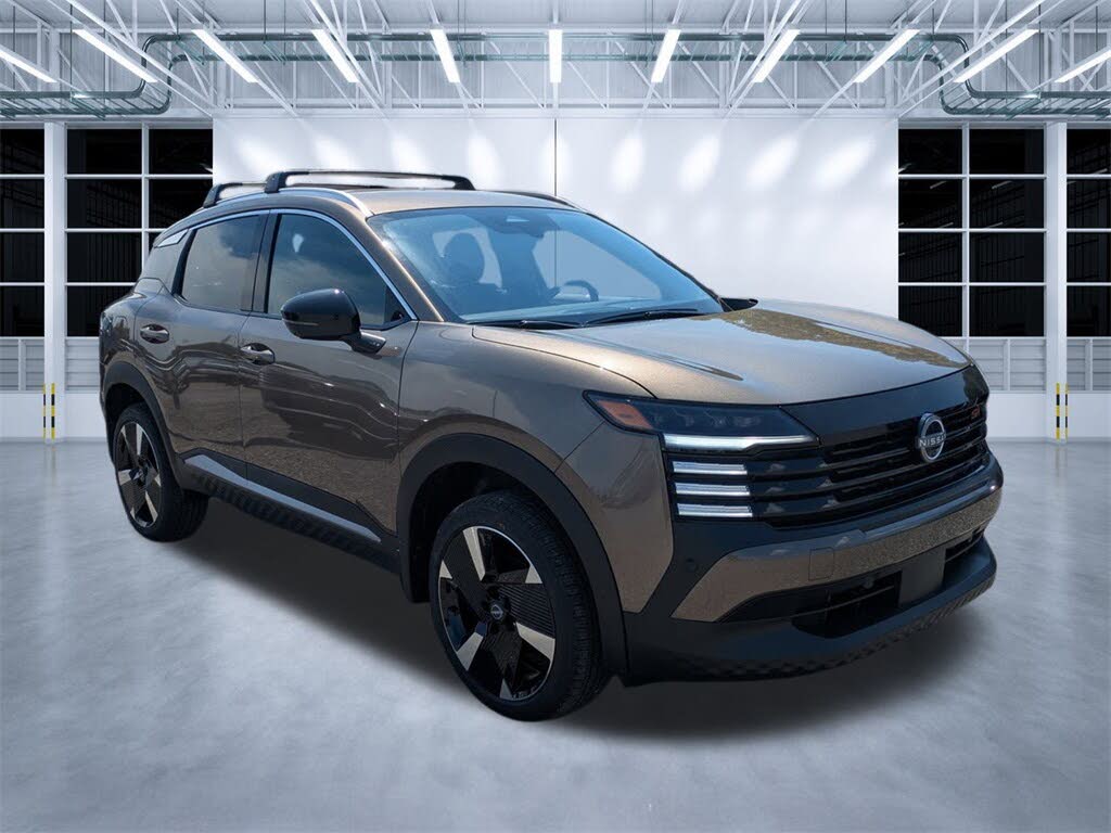 2026 Nissan Kicks SR FWD