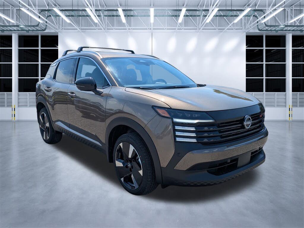 2026 Nissan Kicks SR FWD