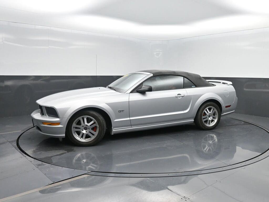 2005 Ford Mustang GT Premium Convertible RWD