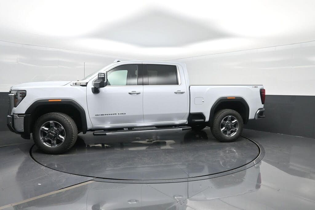 2026 GMC Sierra 2500HD SLT Crew Cab 4WD
