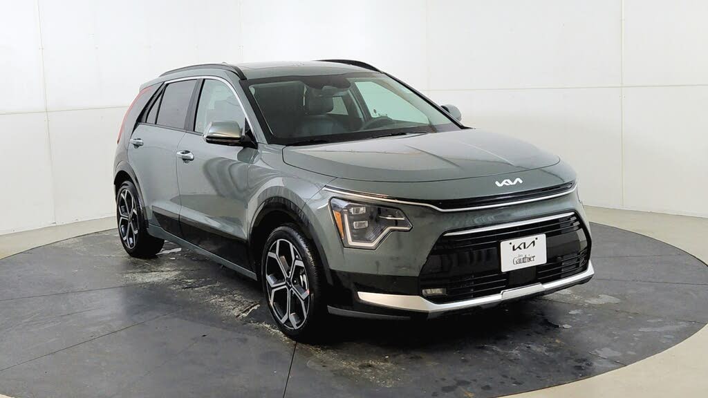 2025 Kia Niro SX FWD