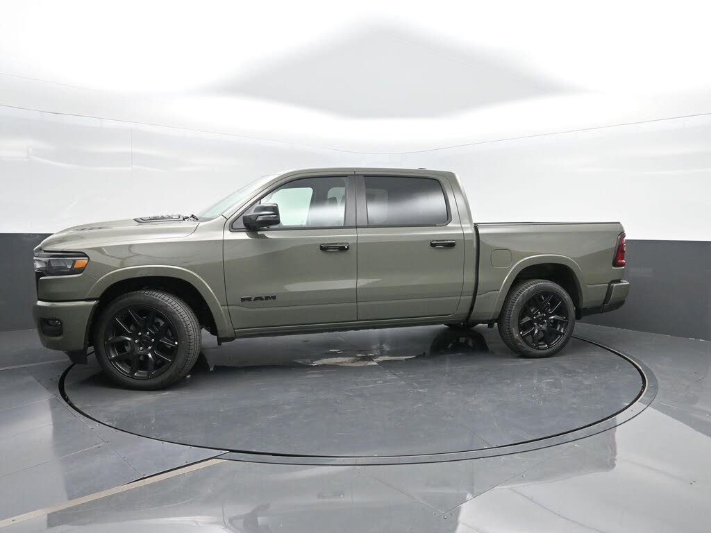 2026 RAM 1500 Laramie Crew Cab 4WD