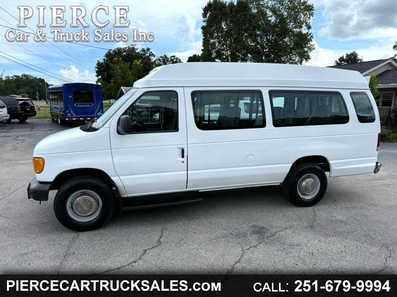 2003 Ford E-Series E-350 Super Duty XL Extended Passenger Van