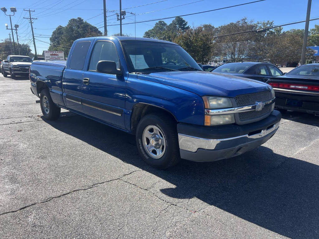 2004 Chevrolet Silverado 1500 LS Extended Cab RWD