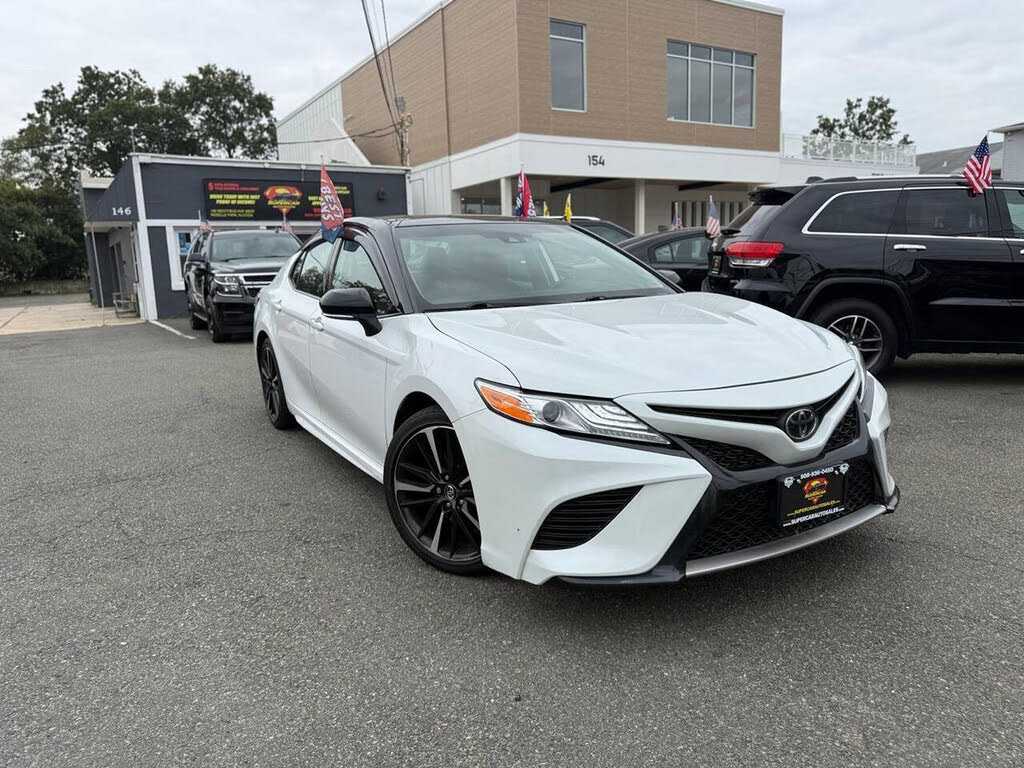 2019 Toyota Camry XSE FWD