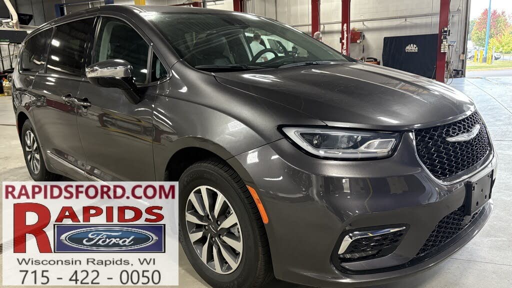 2023 Chrysler Pacifica Hybrid Limited FWD