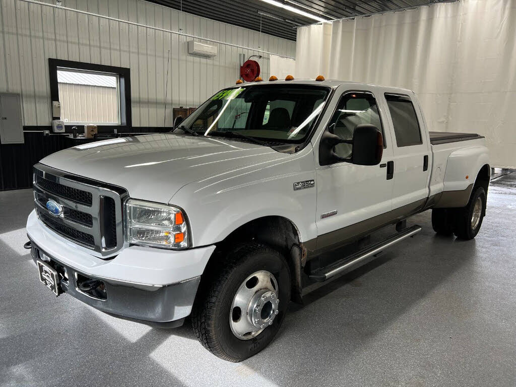 2006 Ford F-350 Super Duty Lariat Crew Cab LB DRW 4WD