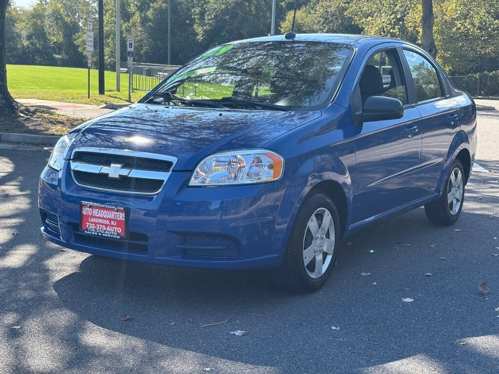 2009 Chevrolet Aveo LT Sedan FWD