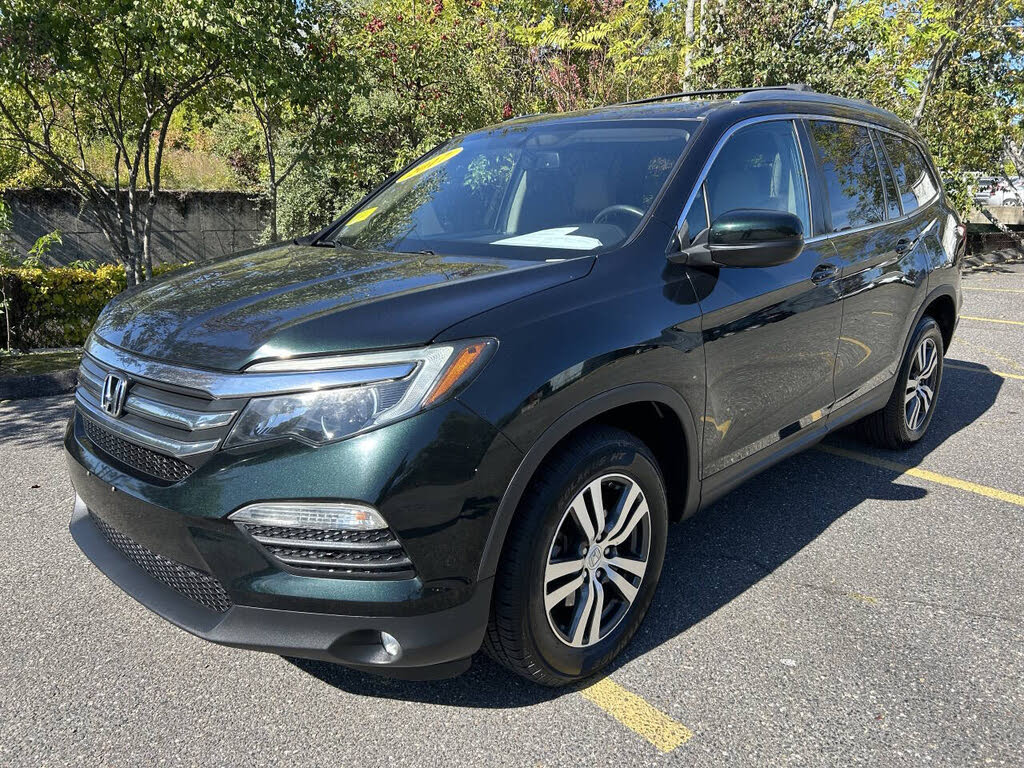 2017 Honda Pilot EX-L AWD with RES