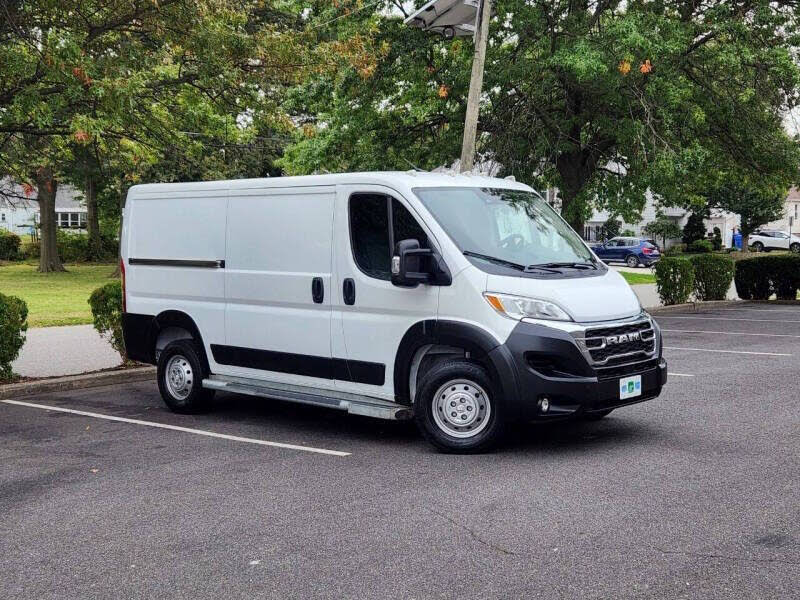 2023 RAM ProMaster 2500 136 Low Roof Cargo Van FWD