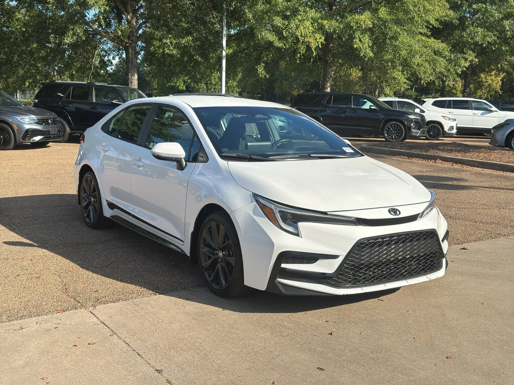 2023 Toyota Corolla SE FWD