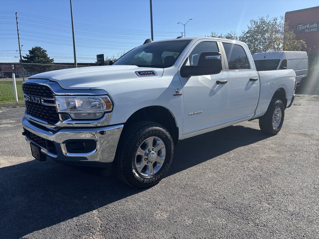 2024 RAM 3500 Big Horn Crew Cab 4WD