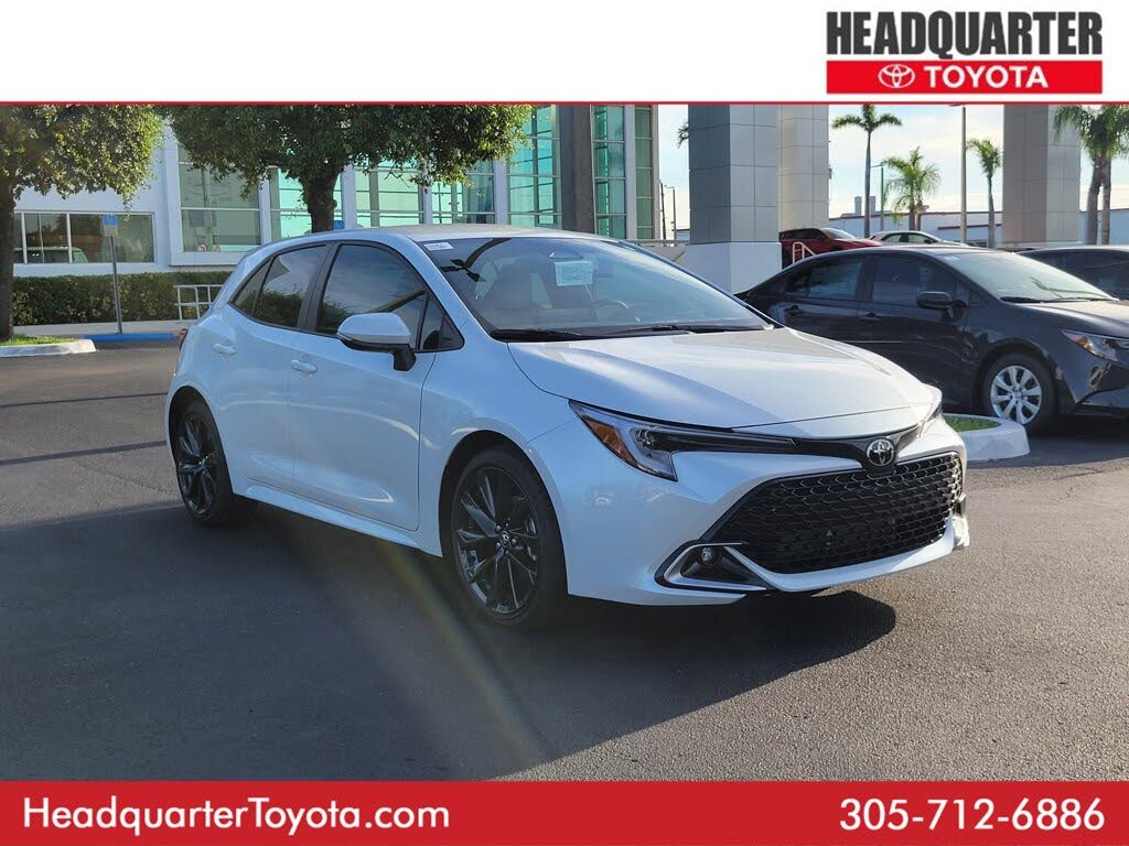 2025 Toyota Corolla Hatchback XSE FWD