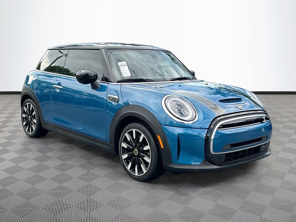 2024 MINI Cooper SE 2-Door Hatchback FWD