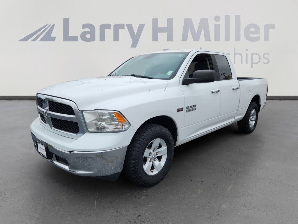 2016 RAM 1500 SLT Quad Cab 4WD
