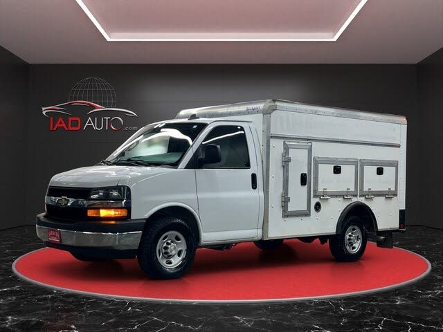 2020 Chevrolet Express Chassis 3500 139 Cutaway RWD