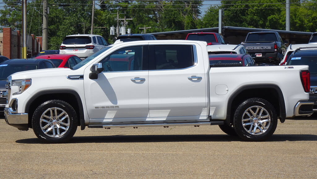 2020 GMC Sierra 1500 SLT Crew Cab 4WD