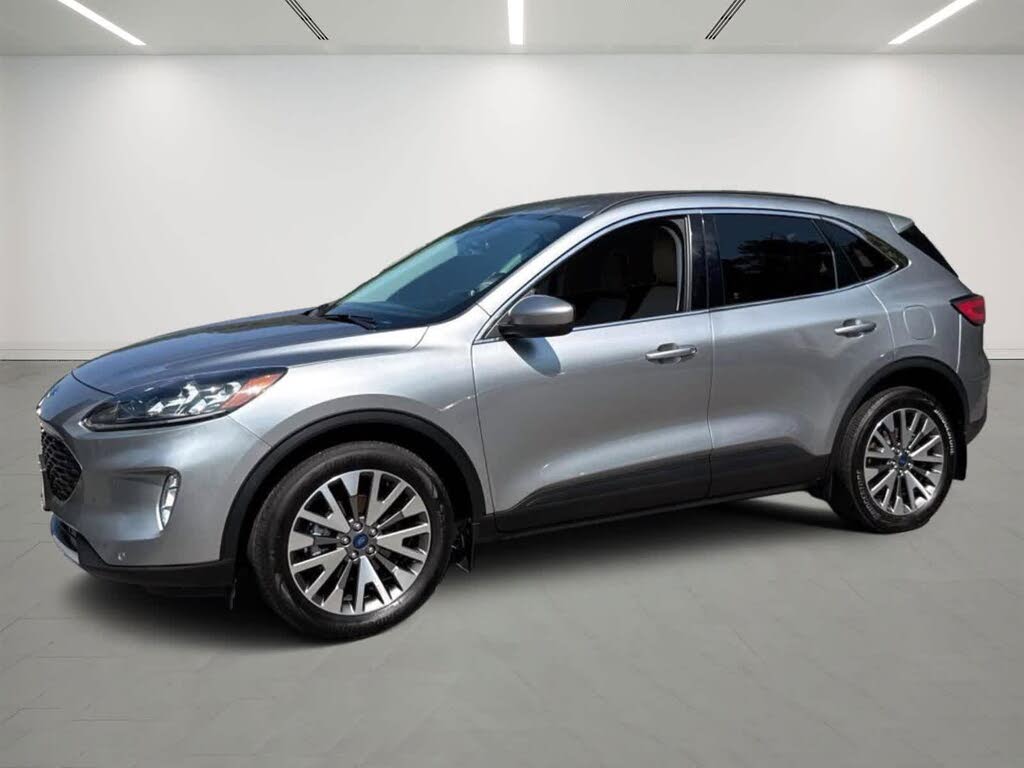 2022 Ford Escape Titanium AWD