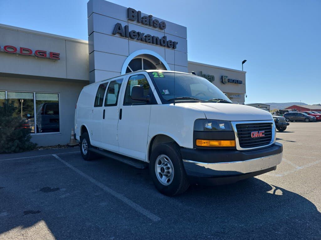 2023 GMC Savana Cargo 2500 RWD