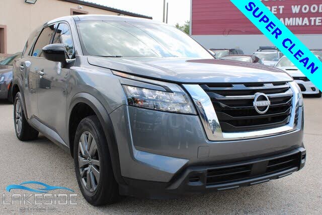 2023 Nissan Pathfinder S FWD