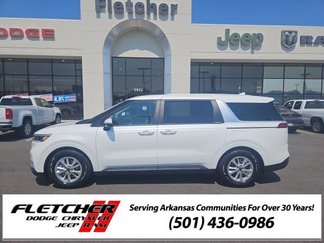 2024 Kia Carnival LX FWD