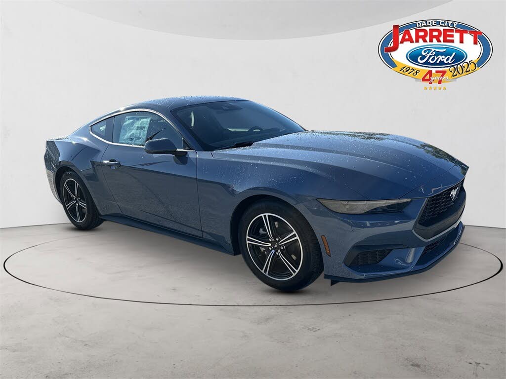 2025 Ford Mustang EcoBoost Fastback RWD