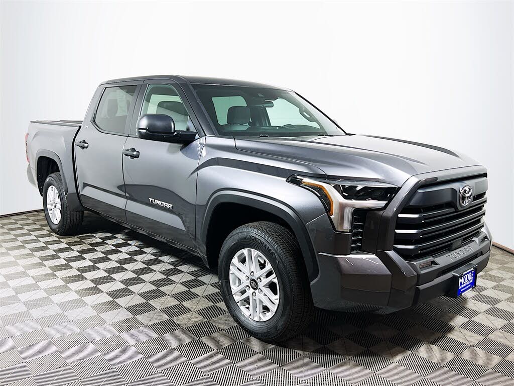 2025 Toyota Tundra SR5 CrewMax Cab 4WD