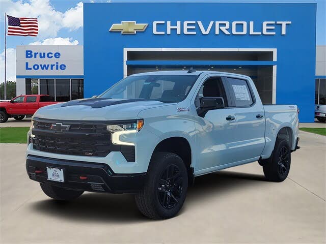 2026 Chevrolet Silverado 1500 LT Trail Boss Crew Cab 4WD