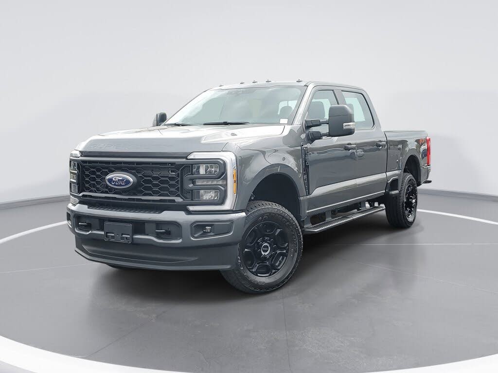 2026 Ford F-250 Super Duty XL Crew Cab 4WD
