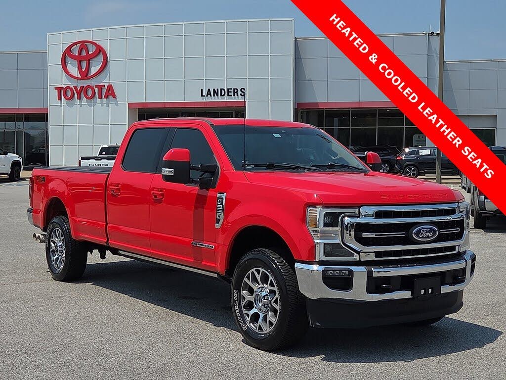 2022 Ford F-250 Super Duty Lariat Crew Cab 4WD