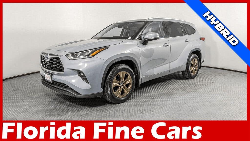 2022 Toyota Highlander Hybrid Bronze Edition AWD