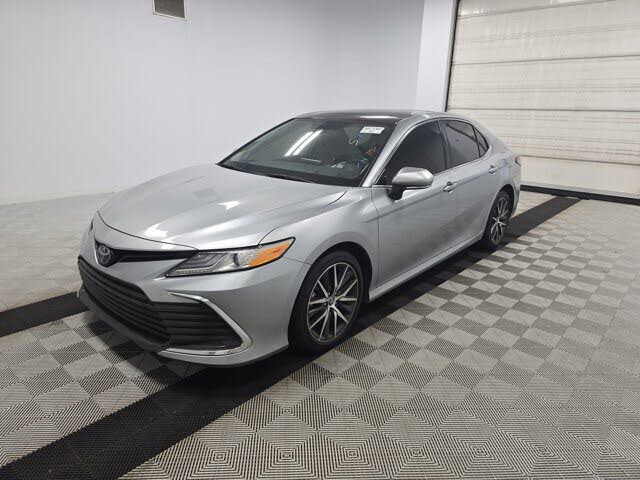 2023 Toyota Camry XLE V6 FWD