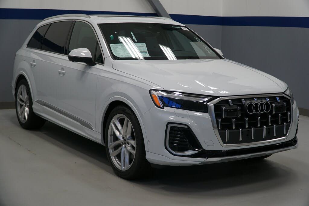 2025 Audi Q7 quattro Premium Plus 55 TFSI