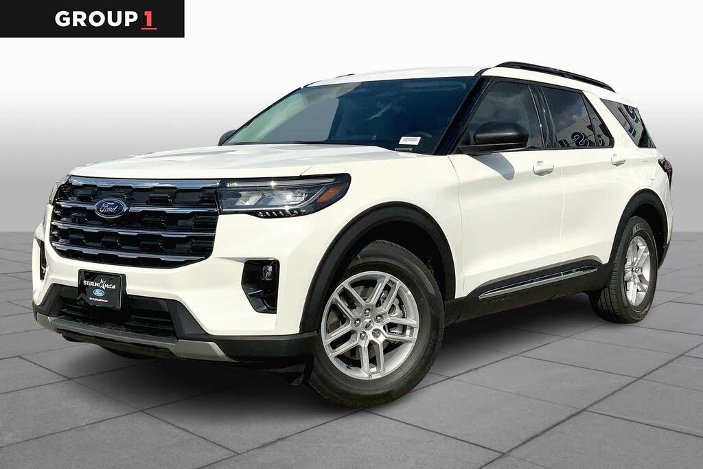 2025 Ford Explorer Active RWD