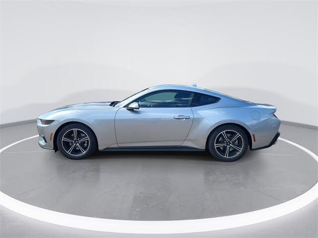 2025 Ford Mustang EcoBoost Fastback RWD