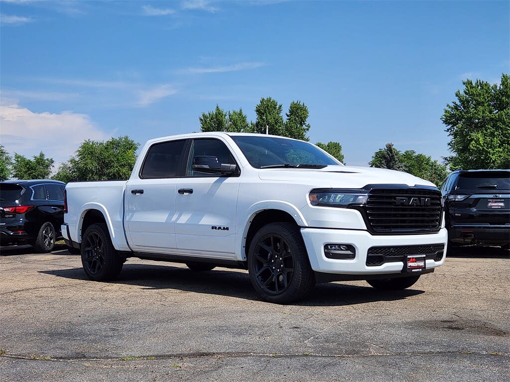 2026 RAM 1500 Laramie Crew Cab 4WD