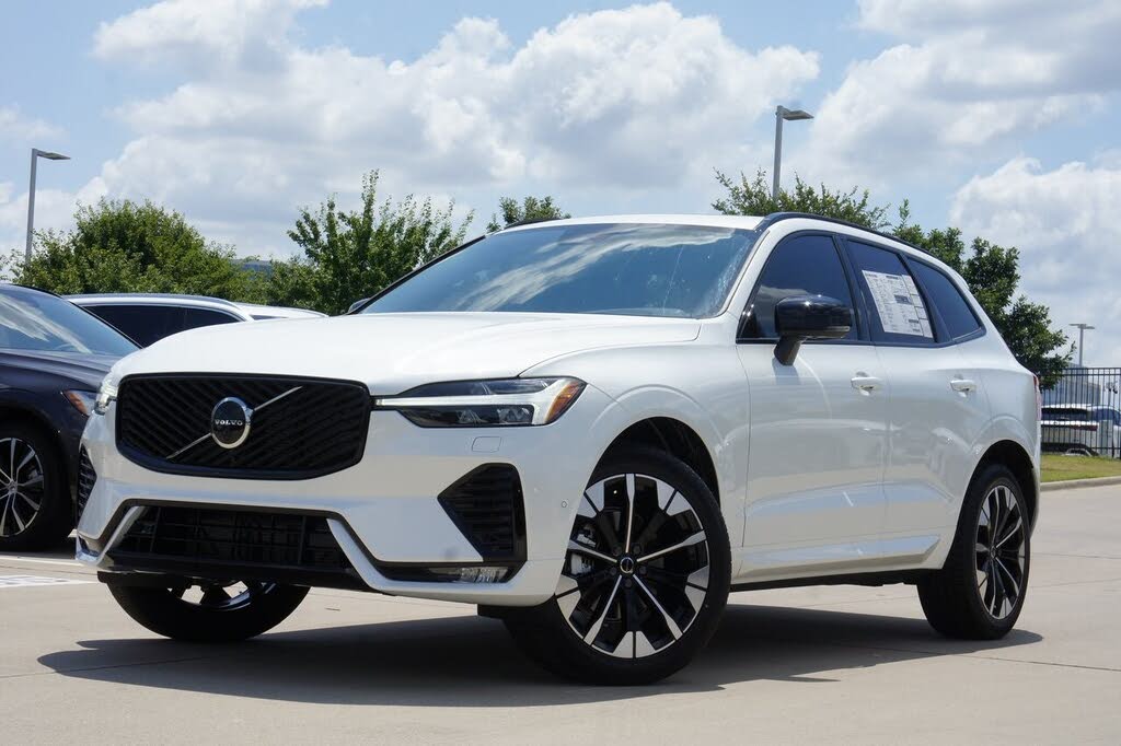 2026 Volvo XC60 B5 Plus AWD