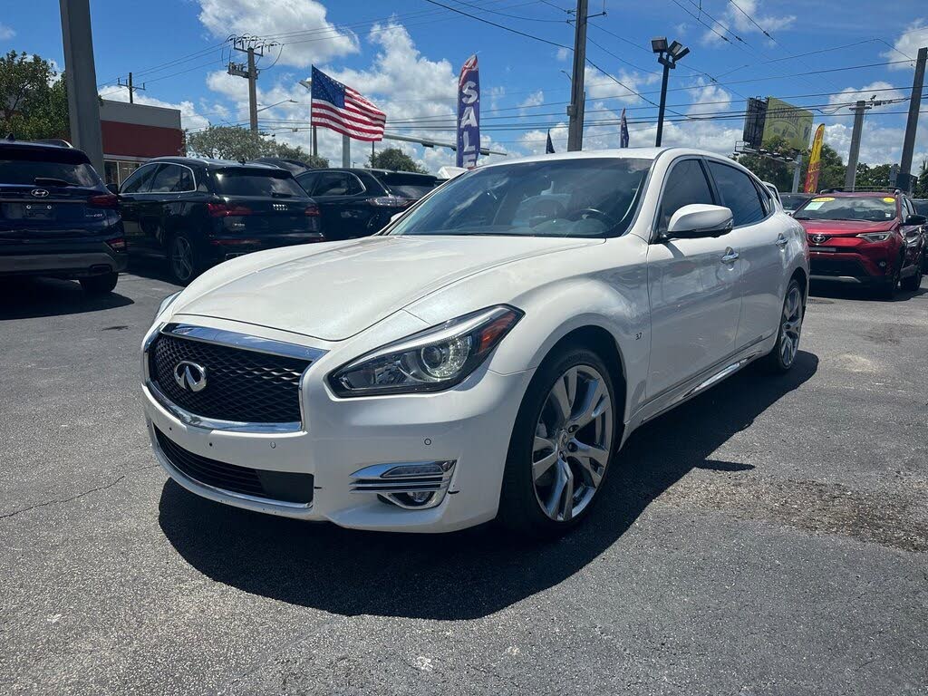 2019 INFINITI Q70L 3.7 Luxe AWD