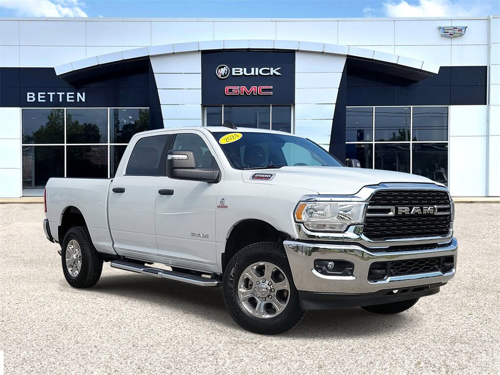 2024 RAM 2500 Big Horn Crew Cab 4WD