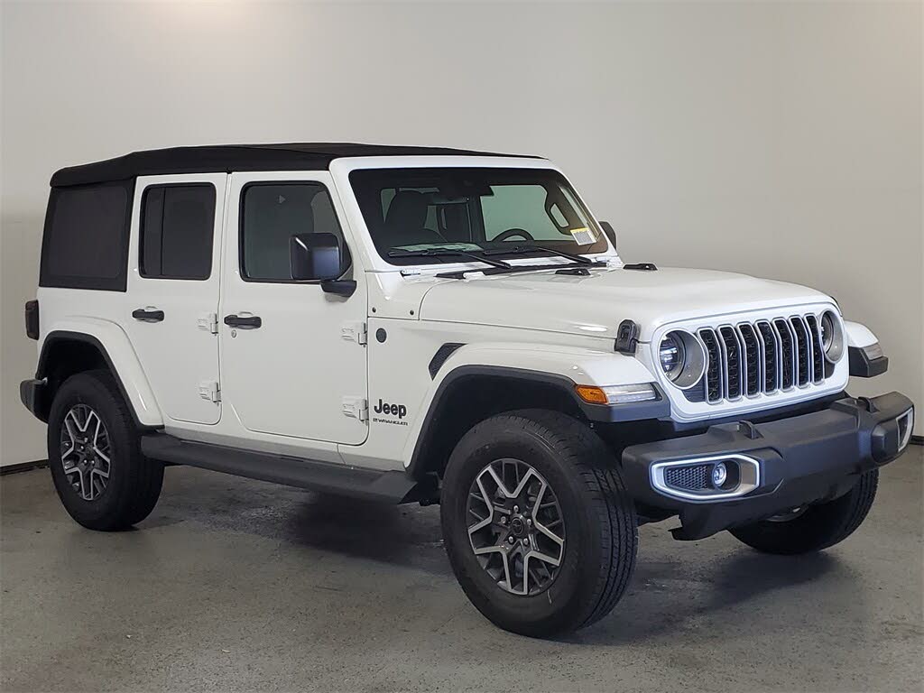2025 Jeep Wrangler Sahara 4-Door 4WD