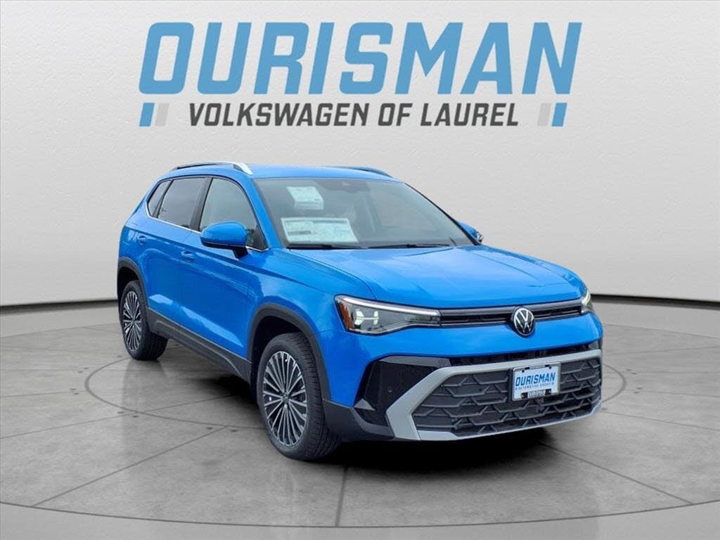 2025 Volkswagen Taos SE FWD