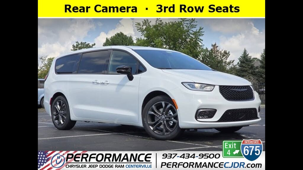 2026 Chrysler Pacifica Select FWD