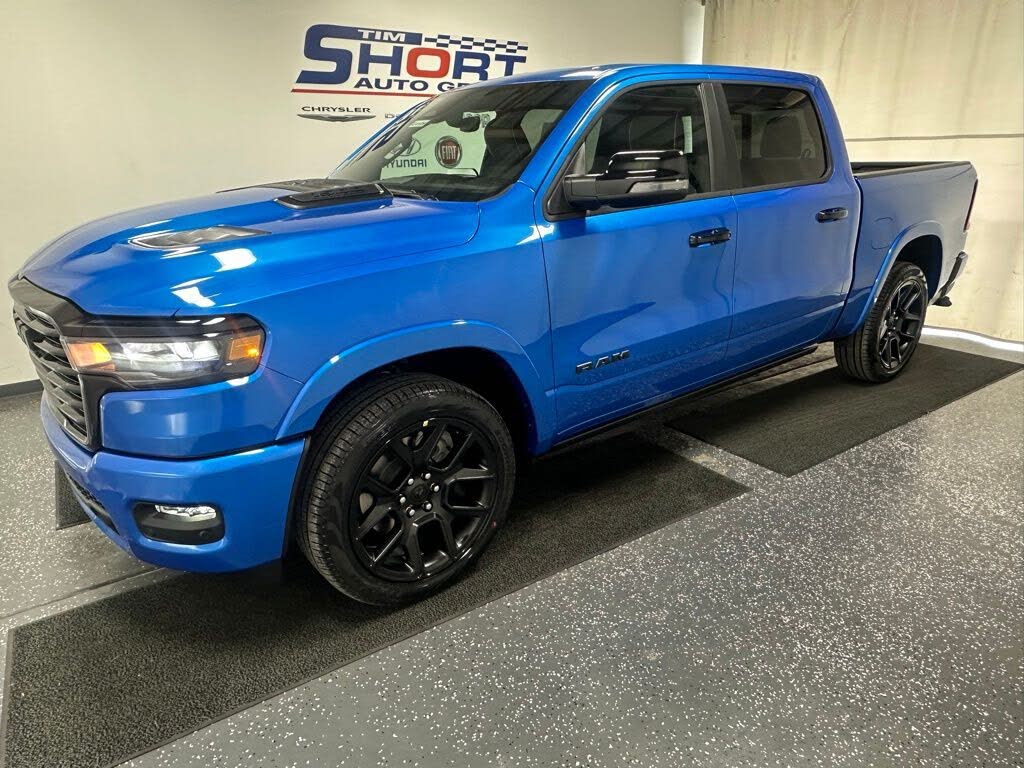 2026 RAM 1500 Laramie Crew Cab 4WD