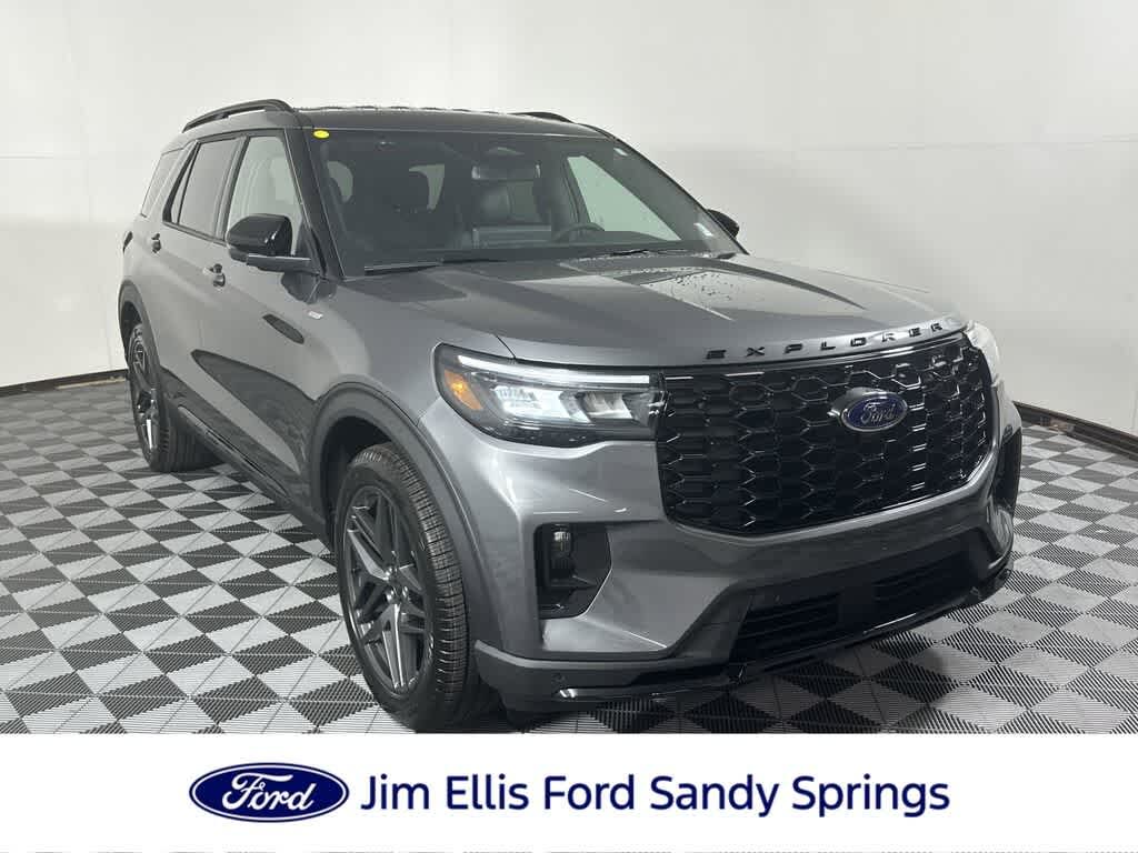 2025 Ford Explorer ST-Line RWD