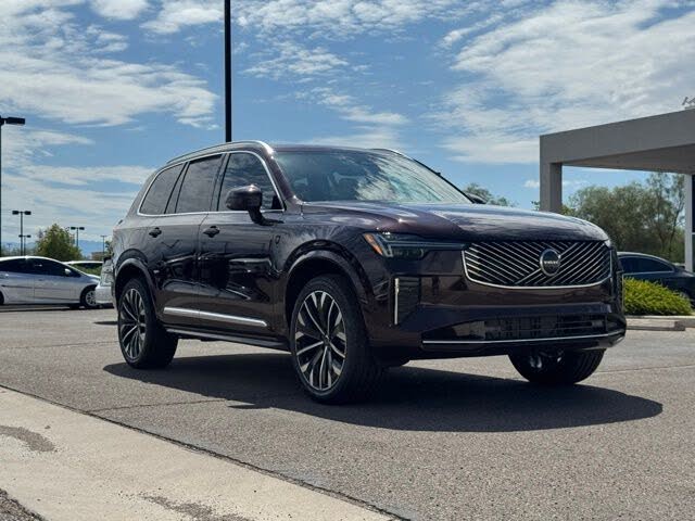 2026 Volvo XC90 B5 Plus 7-Passenger AWD