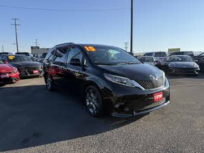 Toyota Sienna SE 8-Passenger