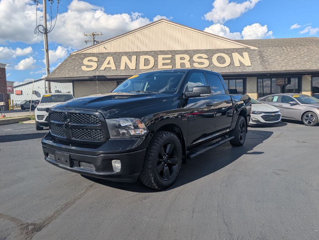 2021 RAM 1500 Classic SLT Crew Cab 4WD