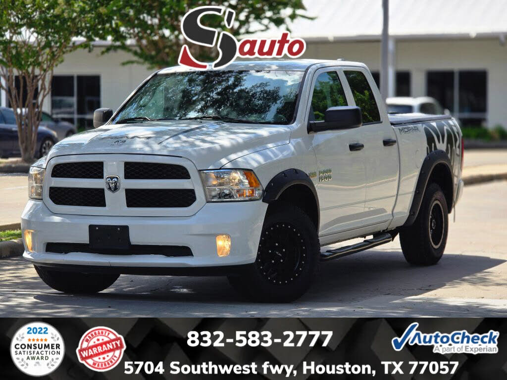 2018 RAM 1500 Express Quad Cab 4WD